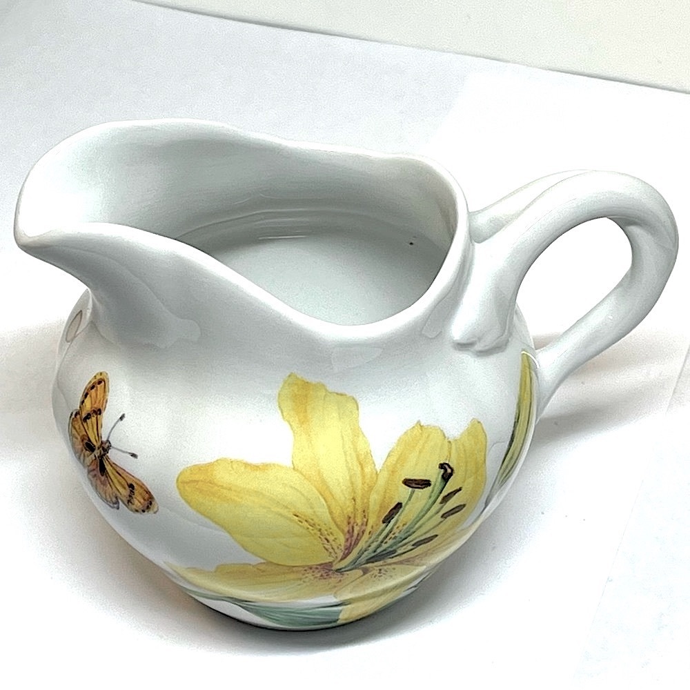 Spode Yellow Hibiscus English Floral Creamer Exclusively for Williams Sonoma